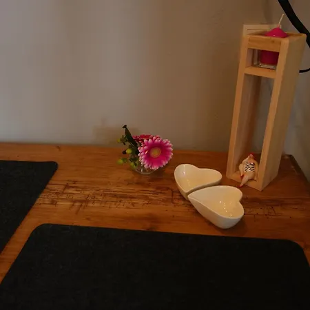 Spatzennest * Welschneudorf